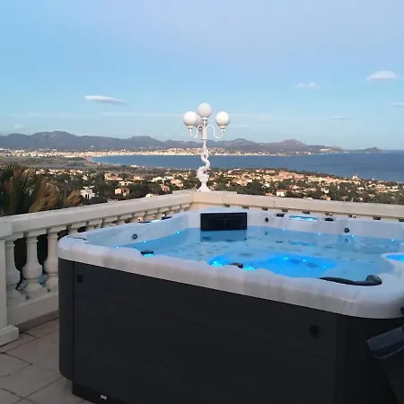 De Luxe Entre Cannes Et Saint-tropez *